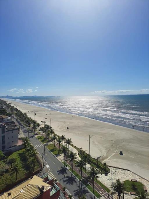 Apartamento Frente Para O Mar 6 Pessoas Com Estacionamento Praia Grande  Luaran gambar